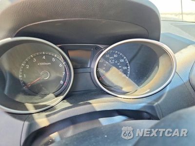 Zdjęcie 9 z 14 samochodu: 2015 HYUNDAI TUCSON GLS VIN:KM8JT3AFXFU992225 - miniatura