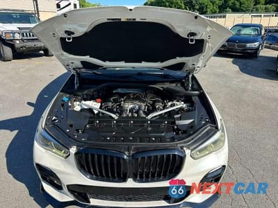 Piąte zdjęcie samochodu w środku: 2019 BMW X5 XDRIVE50I VIN:5UXJU2C53KLN49994 - miniatura