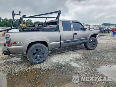 Trzecie zdjęcie samochodu z tyłu: 2006 CHEVROLET SILVERADO K1500 VIN:1GCEK19Z76Z301411 - miniatura