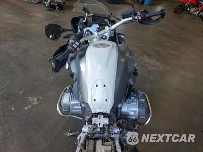 Zdjęcie 6 z 10 samochodu: 2016 BMW R1200 GS VIN:WB10A1109GZ670795 - miniatura