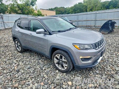 Czwarte zdjęcie samochodu z boku: 2018 JEEP COMPASS LIMITED VIN:3C4NJDCB1JT132129 - miniatura