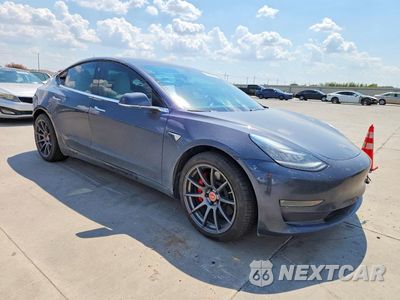 Czwarte zdjęcie samochodu z boku: 2018 TESLA MODEL 3 VIN:5YJ3E1EB3JF078810 - miniatura