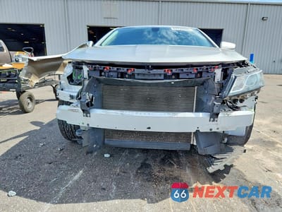 Piąte zdjęcie samochodu w środku: 2018 CHEVROLET IMPALA LT VIN:2G1105S32J9159806 - miniatura