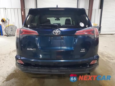 Zdjęcie 6 z 14 samochodu: 2018 TOYOTA RAV4 LE VIN:JTMBFREV1JJ747781 - miniatura