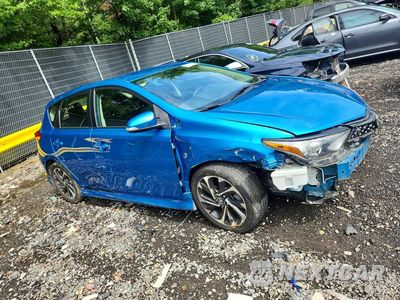Czwarte zdjęcie samochodu z boku: 2018 TOYOTA COROLLA IM BASE VIN:JTNKARJE4JJ554413 - miniatura