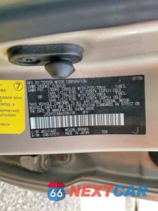 Zdjęcie 13 z 13 samochodu: 2006 TOYOTA HIGHLANDER BASE VIN:JTEEP21A860186198 - miniatura