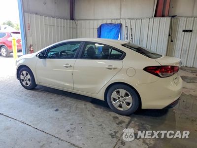 Drugie zdjęcie samochodu z przodu: 2018 KIA FORTE LX VIN:3KPFK4A72JE205626 - miniatura