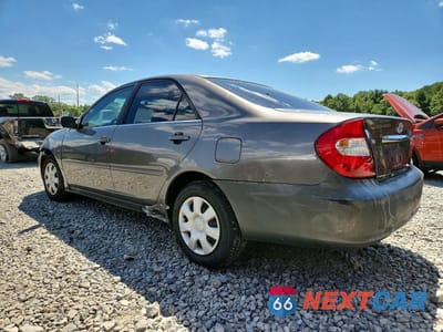 Drugie zdjęcie samochodu z przodu: 2003 TOYOTA CAMRY LE VIN:4T1BE32K03U733930 - miniatura