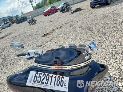 Piąte zdjęcie samochodu w środku: 2010 HARLEY-DAVIDSON FLHTK VIN:1HD1KEM14AB626153 - miniatura
