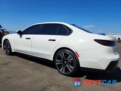 Drugie zdjęcie samochodu z przodu: 2023 BMW 740 I VIN:WBA23EH03PCL71161 - miniatura