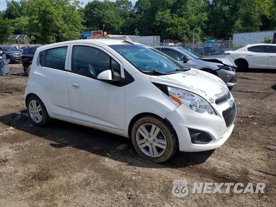 Czwarte zdjęcie samochodu z boku: 2014 CHEVROLET SPARK 1LT VIN:KL8CD6S93EC534379 - miniatura