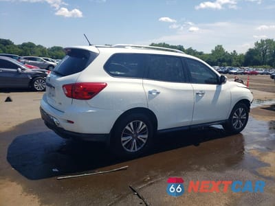 Trzecie zdjęcie samochodu z tyłu: 2018 NISSAN PATHFINDER S VIN:5N1DR2MM1JC659619 - miniatura