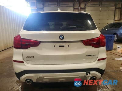 Zdjęcie 6 z 14 samochodu: 2019 BMW X3 XDRIVE30I VIN:5UXTR9C55KLD96024 - miniatura