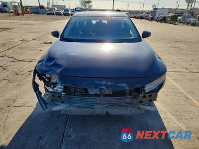 Piąte zdjęcie samochodu w środku: 2026 NISSAN SENTRA SR VIN:3N1AB9DV6TY245858 - miniatura