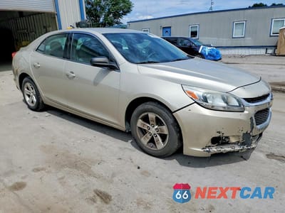 Czwarte zdjęcie samochodu z boku: 2015 CHEVROLET MALIBU LS VIN:1G11B5SL0FF133942 - miniatura