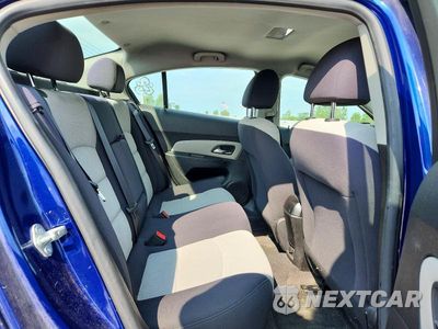 Zdjęcie 10 z 12 samochodu: 2013 CHEVROLET CRUZE LS VIN:1G1PA5SH4D7265196 - miniatura
