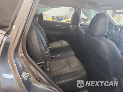 Zdjęcie 11 z 13 samochodu: 2017 NISSAN ROGUE S VIN:5N1AT2MT3HC746489 - miniatura