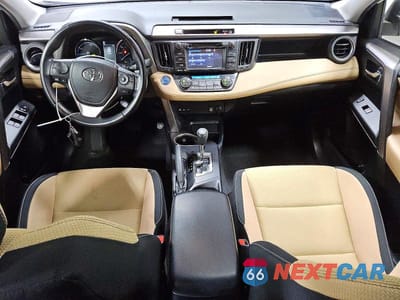 Zdjęcie 8 z 13 samochodu: 2018 TOYOTA RAV4 HYBRID XLE VIN:JTMRJREV6JD192614 - miniatura