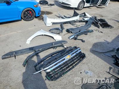 Zdjęcie 13 z 14 samochodu: 2022 CHEVROLET TAHOE K1500 LT VIN:1GNSKNKD1NR359741 - miniatura