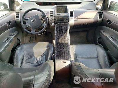 Zdjęcie 8 z 13 samochodu: 2005 TOYOTA PRIUS BASE VIN:JTDKB20U253096172 - miniatura