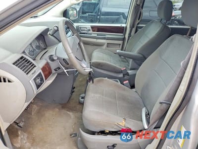 Zdjęcie 7 z 12 samochodu: 2010 CHRYSLER TOWN & COUNTRY TOURING VIN:2A4RR5D17AR103902 - miniatura