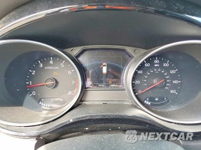 Zdjęcie 9 z 13 samochodu: 2015 KIA SEDONA SX VIN:KNDMC5C10F6047528 - miniatura
