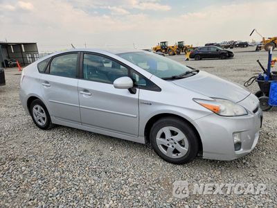 Czwarte zdjęcie samochodu z boku: 2010 TOYOTA PRIUS II VIN:JTDKN3DUXA0064105 - miniatura