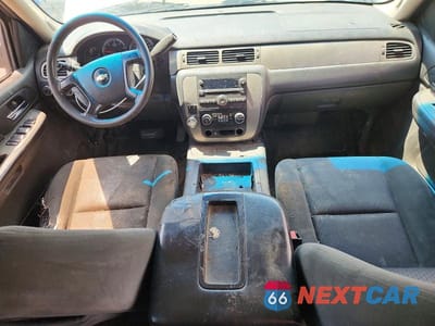 Zdjęcie 8 z 14 samochodu: 2009 CHEVROLET TAHOE SPECIAL VIN:1GNFK03029R199777 - miniatura