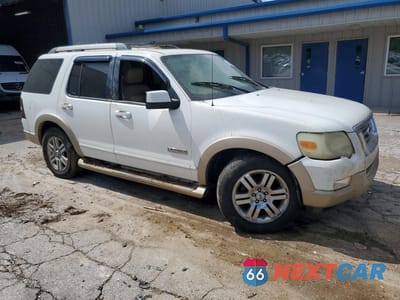 Czwarte zdjęcie samochodu z boku: 2006 FORD EXPLORER EDDIE BAUER VIN:1FMEU648X6UA20055 - miniatura