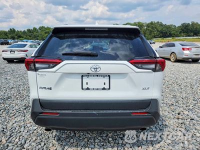 Zdjęcie 6 z 13 samochodu: 2023 TOYOTA RAV4 XLE VIN:2T3W1RFV7PC247781 - miniatura