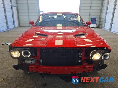 Piąte zdjęcie samochodu w środku: 2015 DODGE CHALLENGER SXT VIN:2C3CDZAGXFH855511 - miniatura