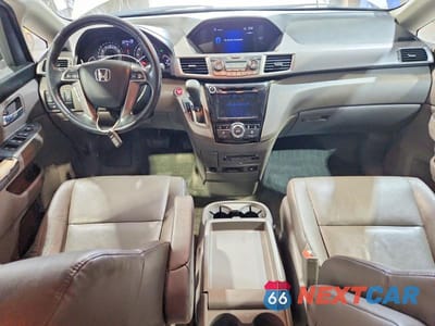 Zdjęcie 8 z 13 samochodu: 2017 HONDA ODYSSEY EXL VIN:5FNRL5H66HB019881 - miniatura
