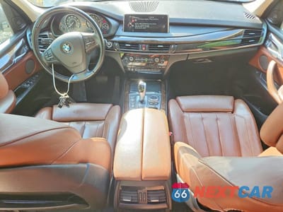 Zdjęcie 8 z 13 samochodu: 2014 BMW X5 XDRIVE35I VIN:5UXKR0C53E0H18351 - miniatura