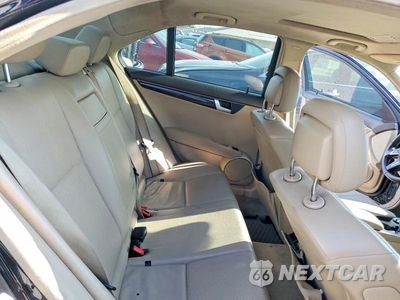 Zdjęcie 10 z 12 samochodu: 2014 MERCEDES-BENZ C 300 4MATIC VIN:WDDGF8AB6EA920721 - miniatura