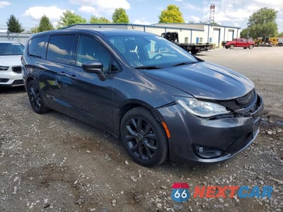 Czwarte zdjęcie samochodu z boku: 2019 CHRYSLER PACIFICA TOURING PLUS VIN:2C4RC1FG9KR666663 - miniatura