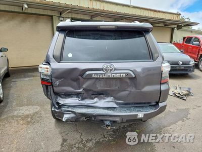 Zdjęcie 6 z 14 samochodu: 2018 TOYOTA 4RUNNER SR5 VIN:JTEBU5JRXJ5551365 - miniatura