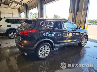 Trzecie zdjęcie samochodu z tyłu: 2017 NISSAN ROGUE SPORT SV VIN:JN1BJ1CR2HW102059 - miniatura