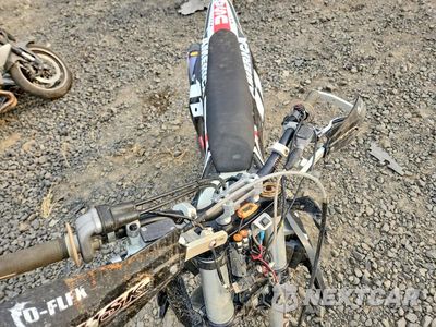 Piąte zdjęcie samochodu w środku: 2019 KTM 350 XC-F VIN:VBKXCN430KM249125 - miniatura
