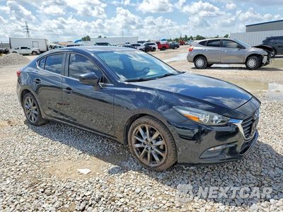 Czwarte zdjęcie samochodu z boku: 2018 MAZDA 3 TOURING VIN:3MZBN1V33JM187345 - miniatura