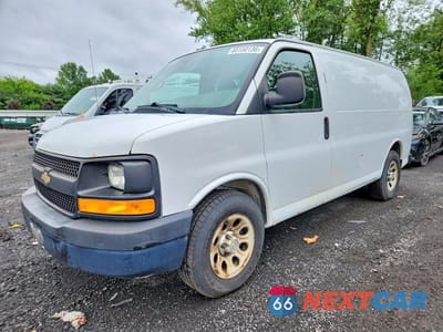 2013 CHEVROLET EXPRESS G1500 1GCSGAFXXD1162555 - główne zdjęcie licytacji z USA - miniatura
