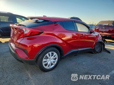 Trzecie zdjęcie samochodu z tyłu: 2020 TOYOTA C-HR LE VIN:JTNKHMBX2L1070287 - miniatura