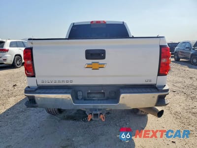 Zdjęcie 6 z 12 samochodu: 2016 CHEVROLET SILVERADO K2500 HEAVY DUTY LTZ VIN:1GC1KWE8XGF301754 - miniatura