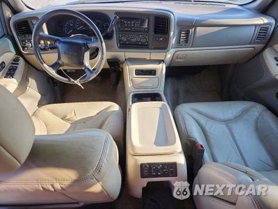 Zdjęcie 8 z 12 samochodu: 2002 GMC YUKON VIN:1GKEK13Z62J143150 - miniatura