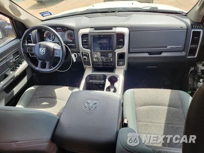 Zdjęcie 8 z 12 samochodu: 2018 RAM 1500 SLT VIN:1C6RR6LT3JS251887 - miniatura