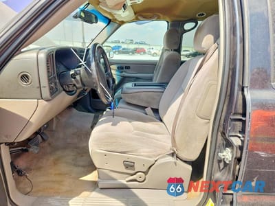 Zdjęcie 7 z 13 samochodu: 2006 CHEVROLET SUBURBAN C1500 VIN:1GNEC16Z06J170846 - miniatura