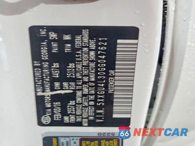 Zdjęcie 12 z 12 samochodu: 2016 KIA OPTIMA EX VIN:5XXGU4L30GG047621 - miniatura