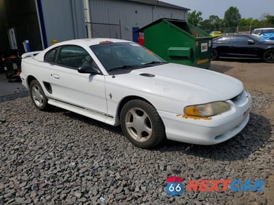 Czwarte zdjęcie samochodu z boku: 1998 FORD MUSTANG VIN:1FAFP4041WF186692 - miniatura