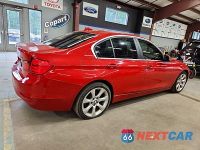 Trzecie zdjęcie samochodu z tyłu: 2015 BMW 320 I XDRIVE VIN:WBA3C3G58FNS73297 - miniatura