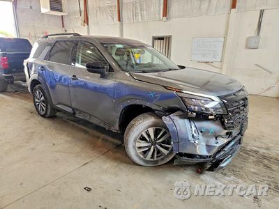 Czwarte zdjęcie samochodu z boku: 2026 NISSAN PATHFINDER SL VIN:5N1DR3CE5TC265494 - miniatura