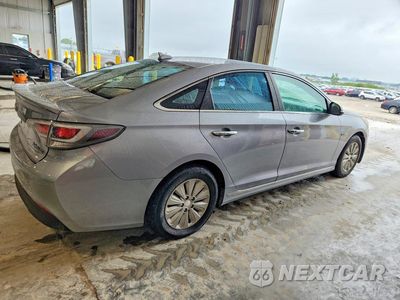 Trzecie zdjęcie samochodu z tyłu: 2016 HYUNDAI SONATA HYBRID SE VIN:KMHE24L11GA008765 - miniatura